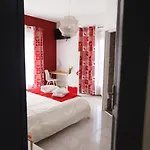 Panzió Les Du Triangle - D'hotes Nîmes