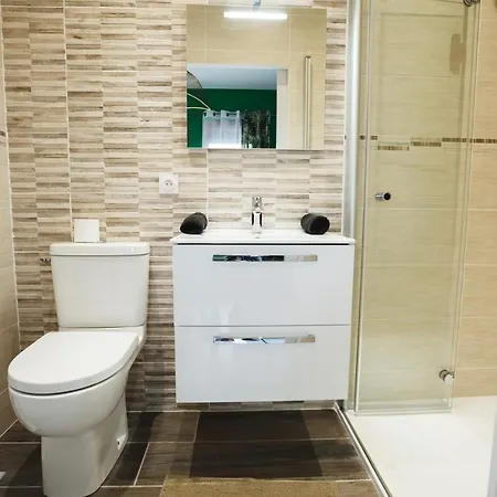 Les Du Triangle - D'hotes Nîmes