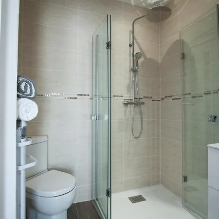 Les Du Triangle - D'hotes Nîmes